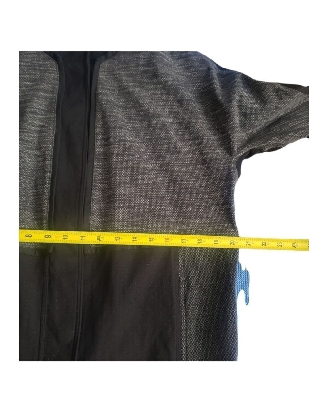 Lululemon Jacket - Picture 11 of 16